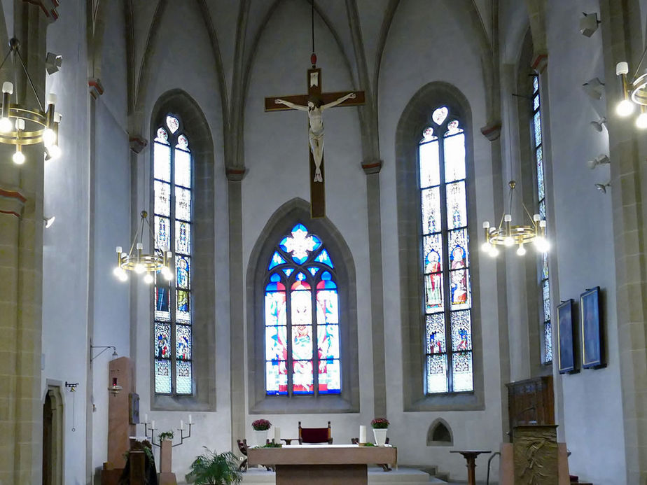 Abhängung der Wanddekorationen (Foto: Karl-Franz Thiede)